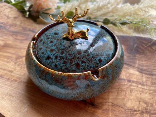 Aschenbecher mit deckel - aschenbecher,