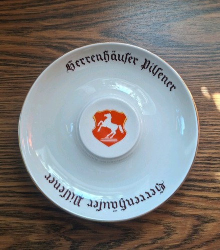 Aschenbecher aus porzellan - aschenbecher,