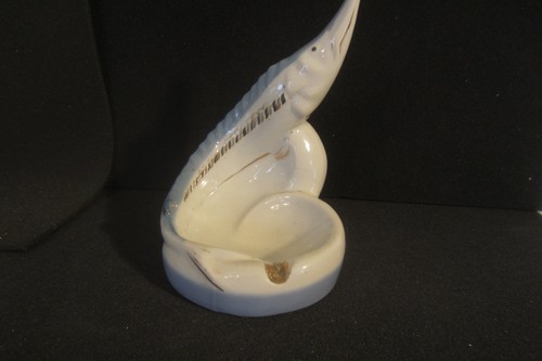 Porzellanfigur stör - porzellanfigur,